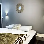 - Billiard Sauna Appartement *
