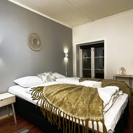 - Billiard Sauna 公寓