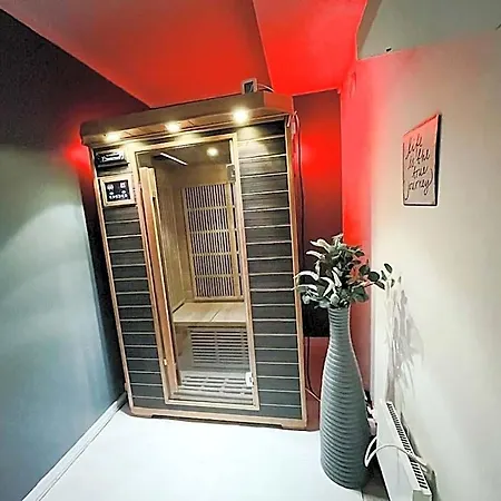- Billiard Sauna Apartamento