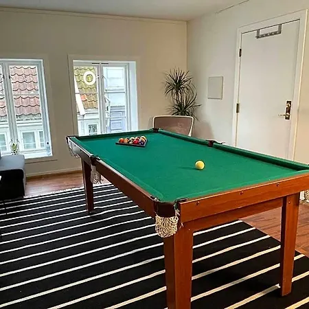 - Billiard Sauna *