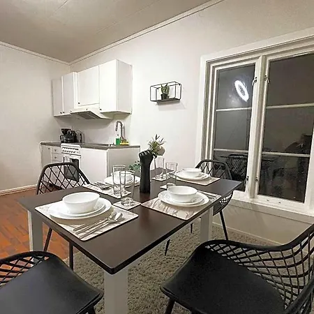 - Billiard Sauna Apartment *